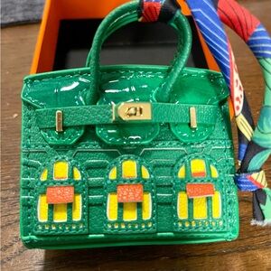 Green Mini handbag keychain w/box